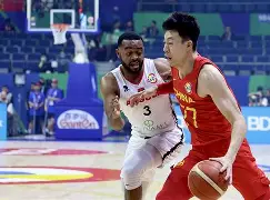 包含世界杯男篮预选赛：强队再次碾压对手的词条